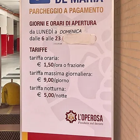 Stop&go Station House Self Check-in 24-24 City-fiera Boloňa