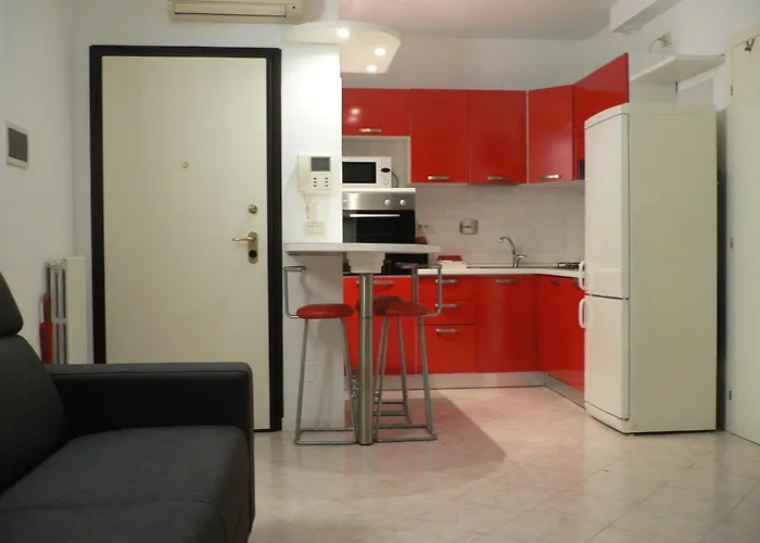 Stop&go Station House Self Check-in 24-24 City-fiera *