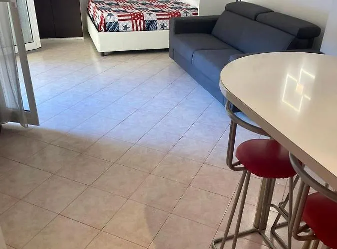 Stop&go Station House Self Check-in 24-24 City-fiera