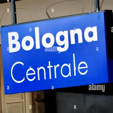 Апартаменты Stop&go Station House Self Check-in 24-24 City-fiera Болонья