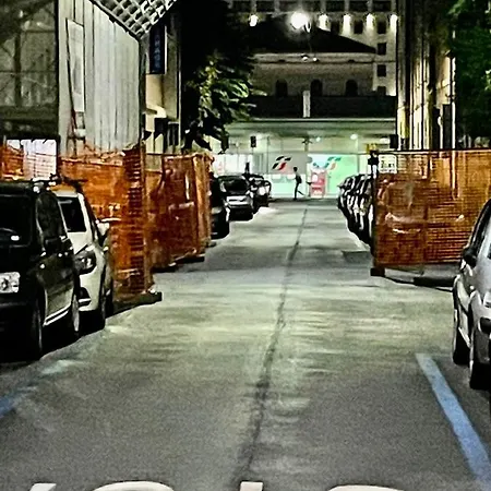 Stop&go Station House Self Check-in 24-24 City-fiera Апартаменты