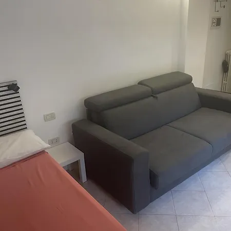 Stop&go Station House Self Check-in 24-24 City-fiera