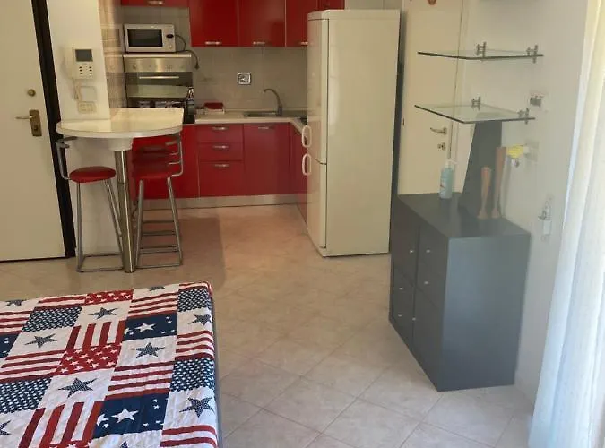 Stop&go Station House Self Check-in 24-24 City-fiera Apartmán *