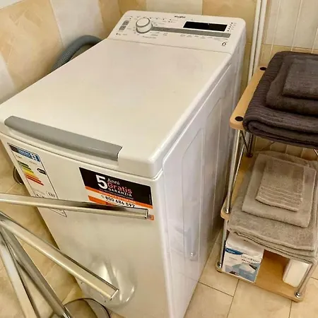 Stop&go Station House Self Check-in 24-24 City-fiera